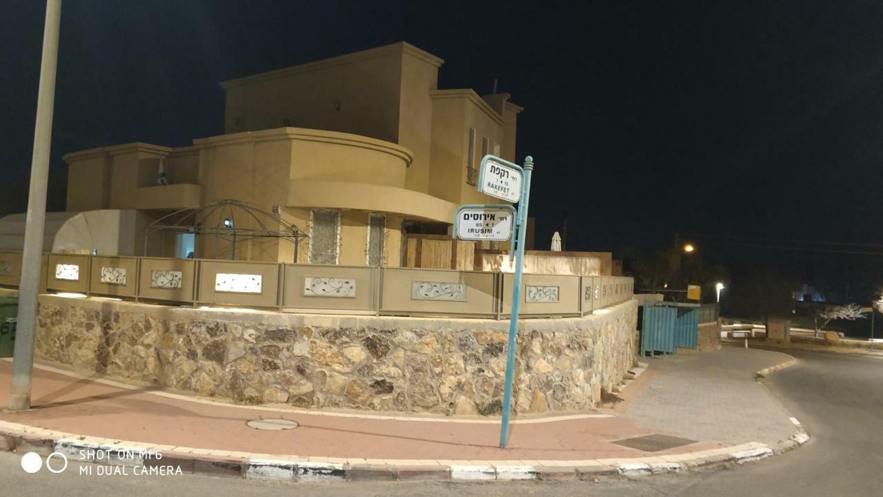 Arad-Dead Sea Bashiris Place Ngoại thất bức ảnh